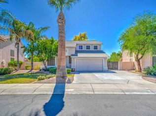 1869 E Smoke Tree Rd, Gilbert, AZ 85296