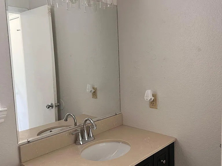 4106 Shawn Dr #B — Photo 16