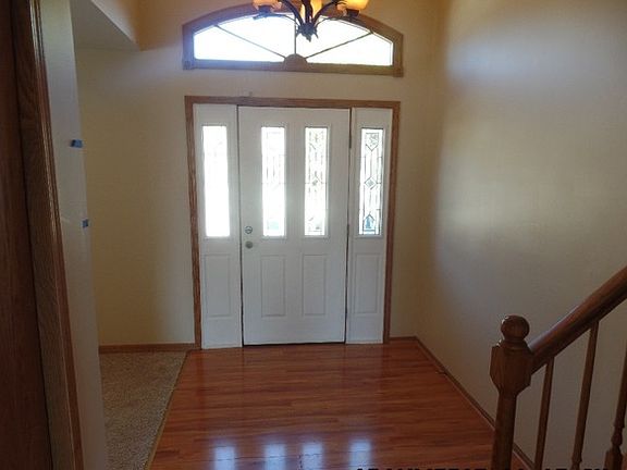 2nd image of 13353 W Oakwood Dr