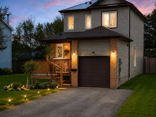 261 Mary Anne Dr, Barrie, ON L4N 5M5