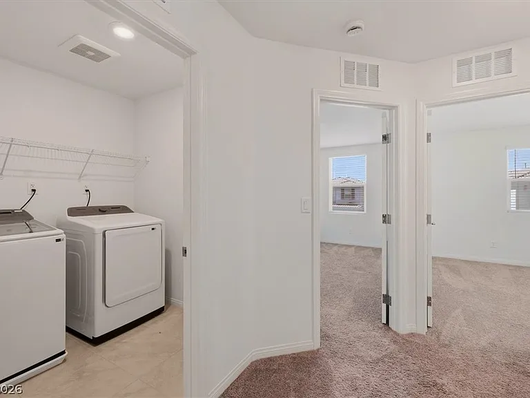7182 Copper Grove Ave — Photo 14