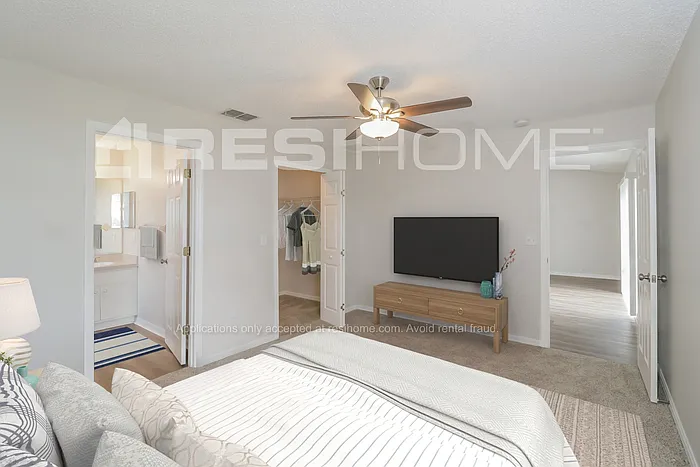 4360 Gondolier Rd — Photo 9