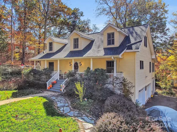 55 Sarah Ct, Lake Junaluska, NC 28745