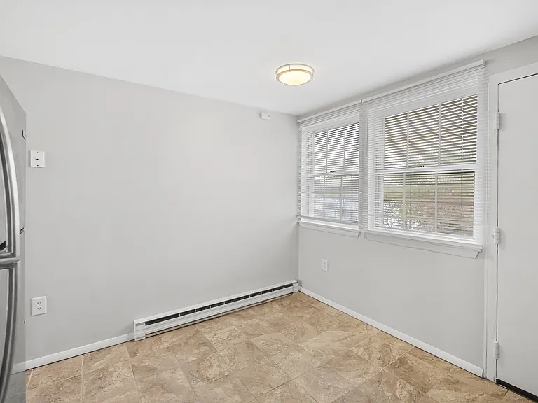 50-62 East St #7B — Photo 6