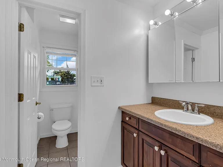 26 Hilltop Rd — Photo 11