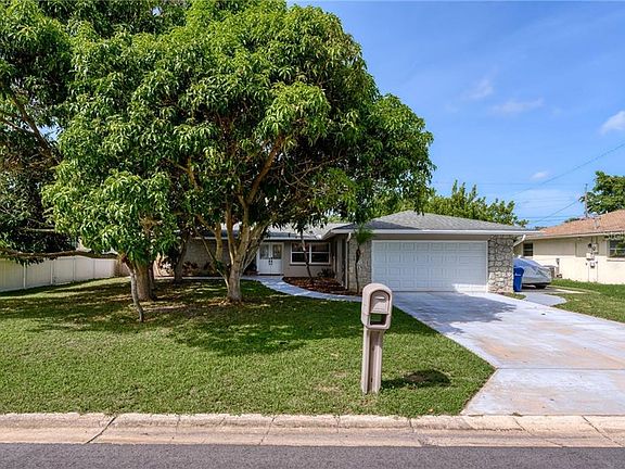 2nd image of 2280 Blackwood Dr