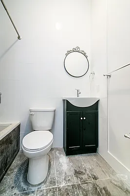 Rented by Nooklyn NYC LLC | media 54