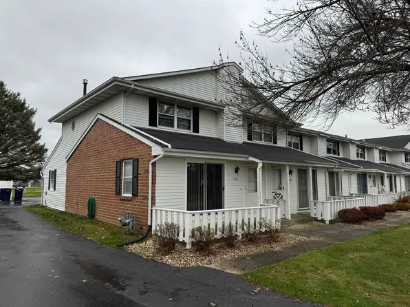 1434 Canyon Dr, Janesville, WI 53546