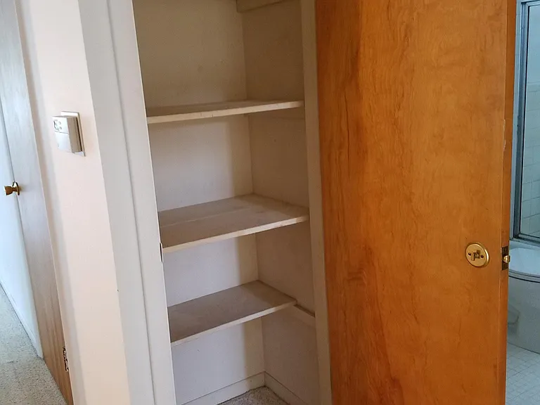 521 N Hagadorn Rd — Photo 6