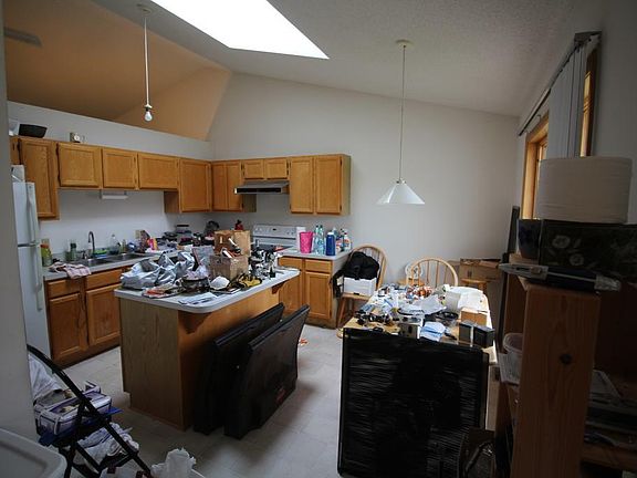 2nd image of 247 Cherry Hill Alcove