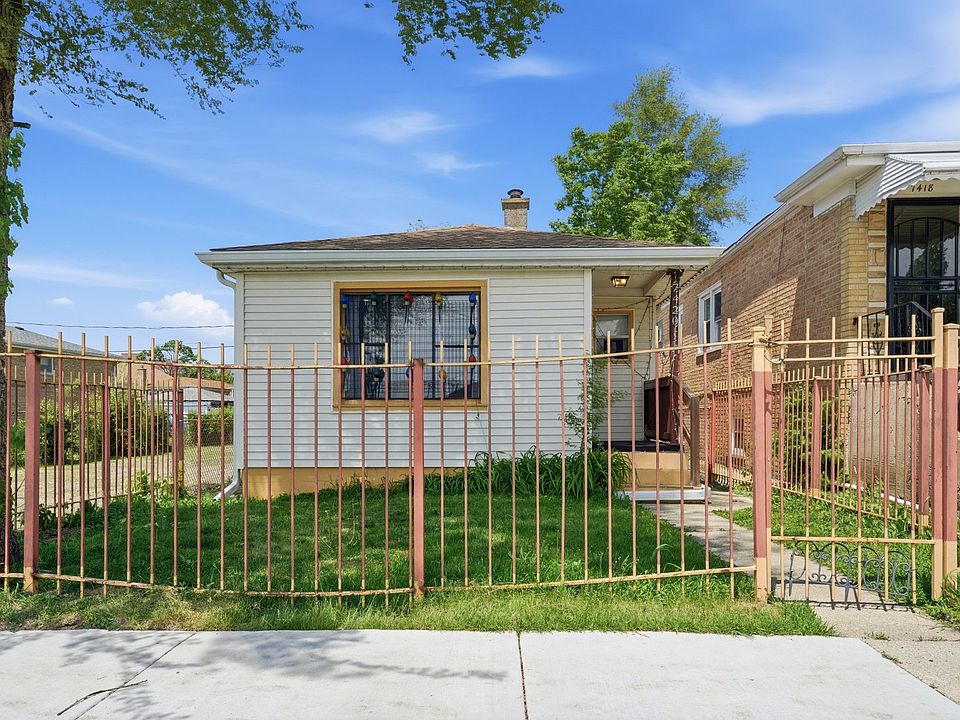 1st image of 7420 W 64th Pl