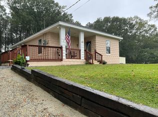 69 E 8th Ave, Bay Springs, MS 39422