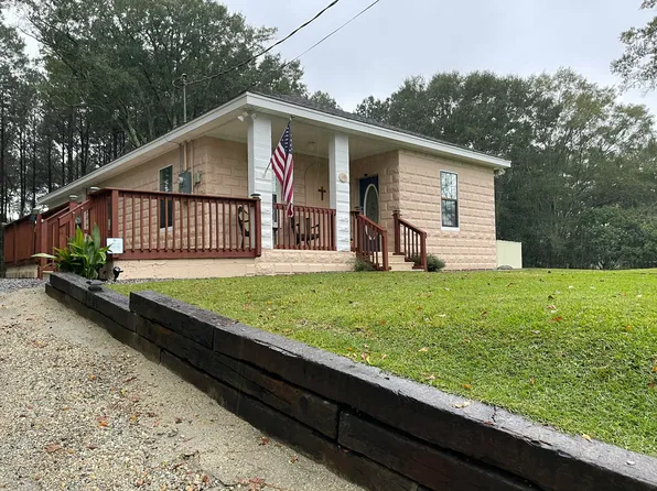 69 E 8th Ave, Bay Springs, MS 39422