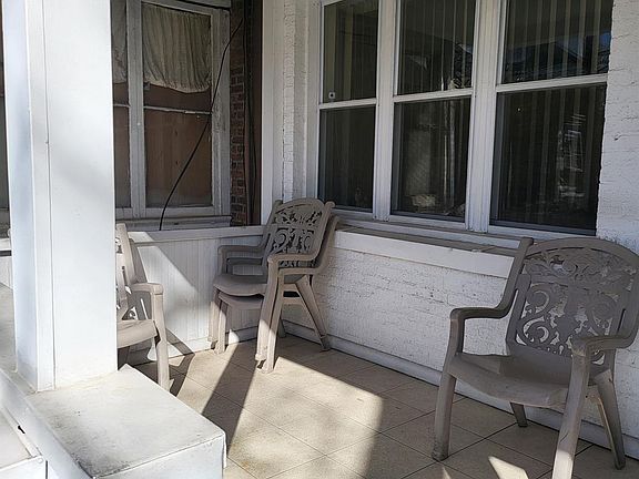 3rd image of 54 State St