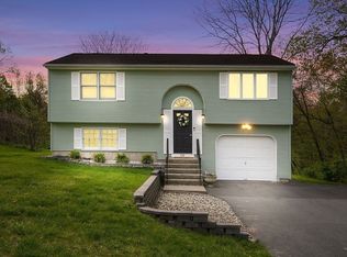 131 Queen Ave, West Springfield, MA 01089