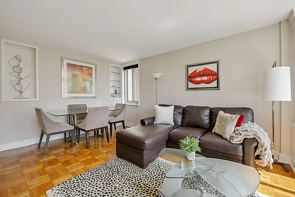 Sold by Compass | media 7