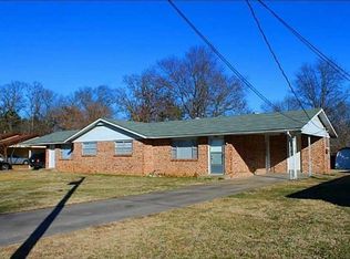 1805 W Lela St, Rogers, AR 72758