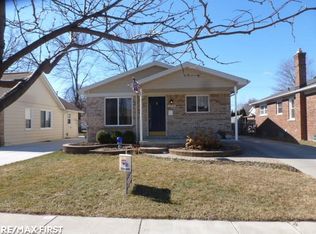 22830 Doremus Saint, Saint Clair Shores, MI 48080