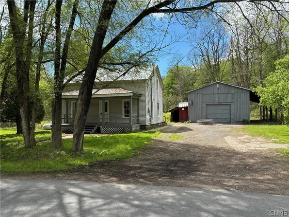 135 North St, Cleveland, NY 13042