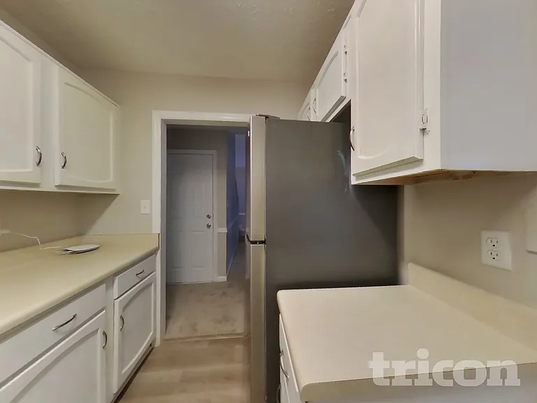 2796 Mountbery Dr — Photo 7
