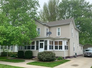 118 W Exchange St, Danvers, IL 61732