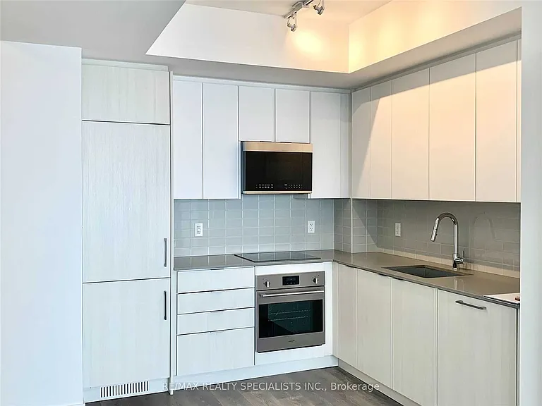2489 Taunton Rd #1217 — Photo 8