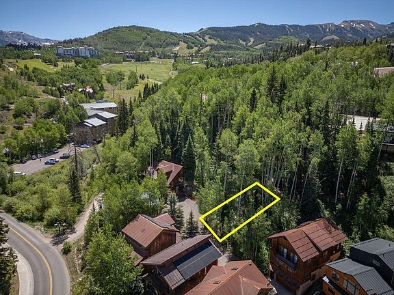 5th image of 8 Spring Creek Dr