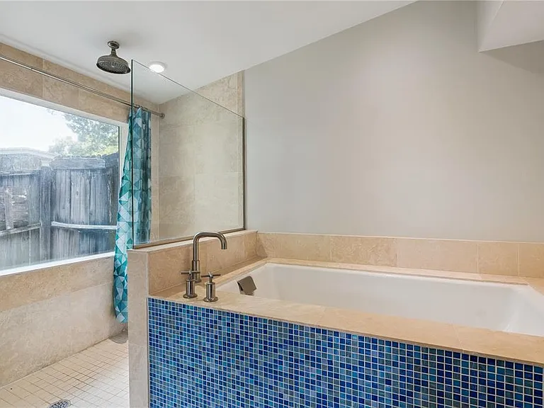 508 Dunblane Dr — Photo 16