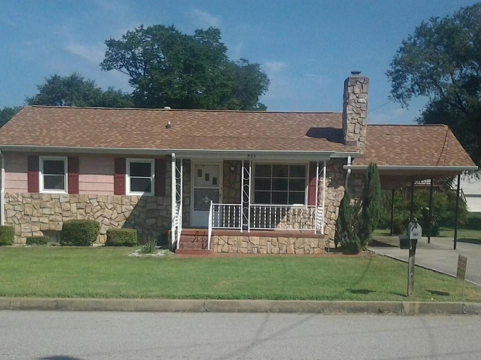 1st image of 733 Crystal Dr