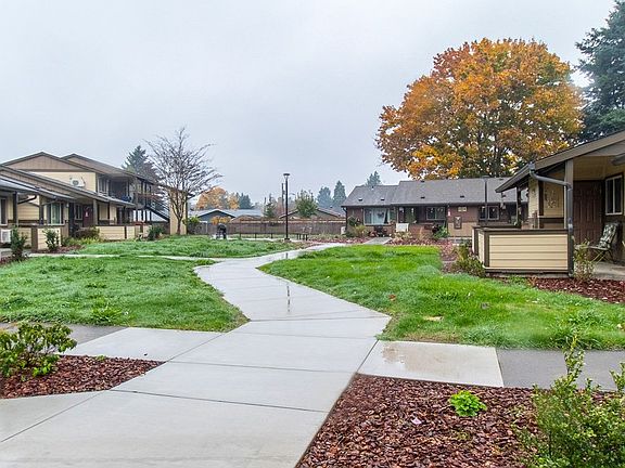 5th image of 621 N Douglas Ln #621