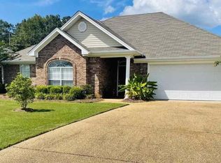 279 Cherry Bark Dr, Brandon, MS