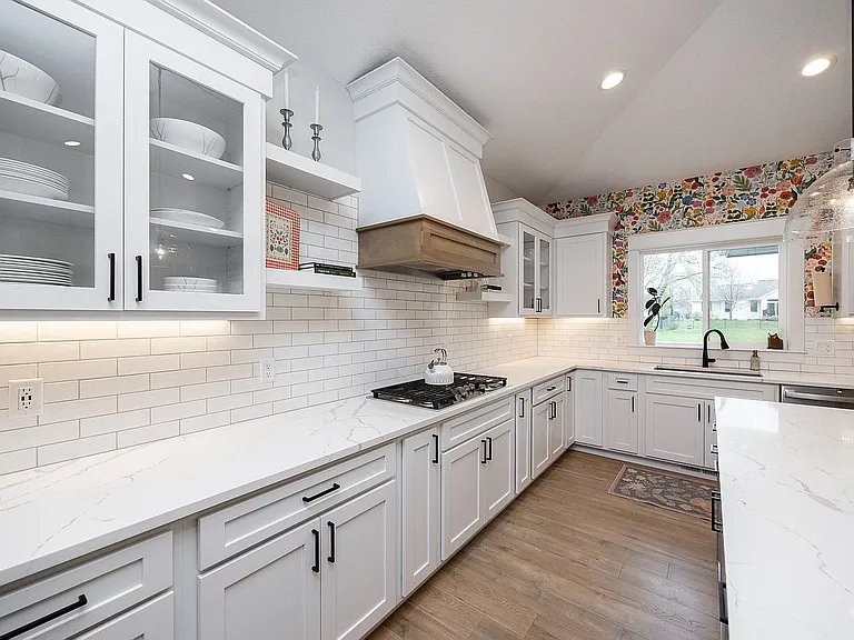 14301 Sheridan Ave — Photo 27