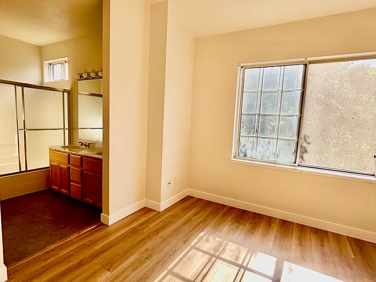 2527 Baywood Way — Photo 14