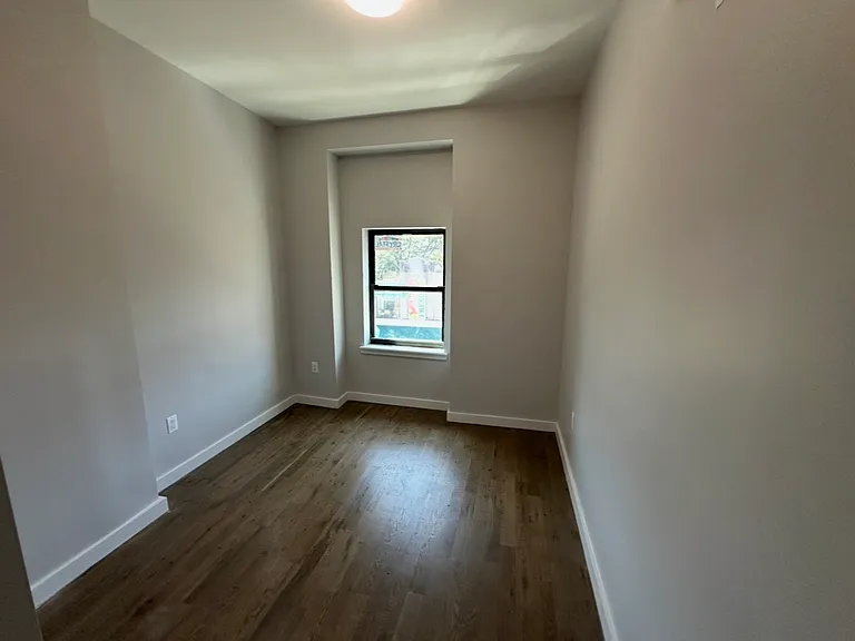 175 E 116th St #4 — Photo 6