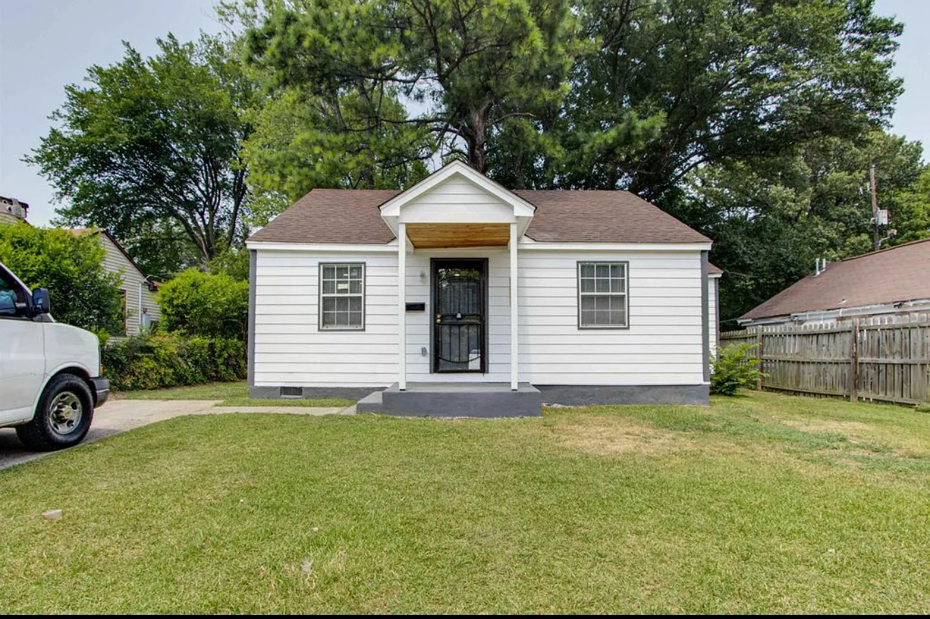 3 bed, $1,500 — Photo 1