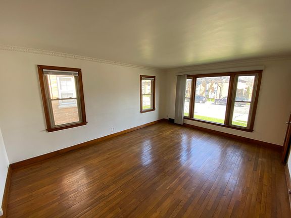 5th image of 5309 W Greenfield Ave #5313