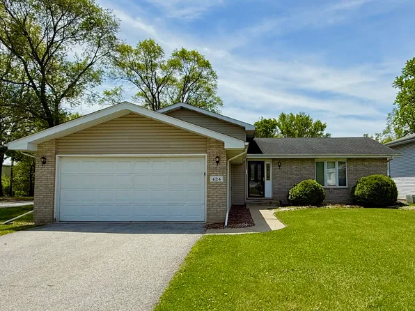 424 E Clark St, Glenwood, IL 60425