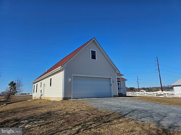 3rd image of 20937 Johnson Rd