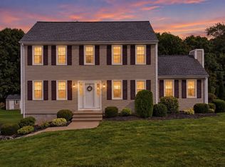16 Cedar Hill Rd, Sutton, MA 01590