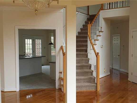 4th image of 106 Nansemond Ave