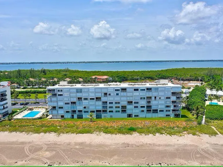 10102 S Ocean Dr #107 — Photo 13