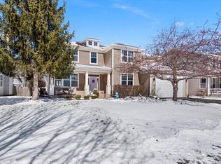 2431 Trailside Ln, Wauconda, IL