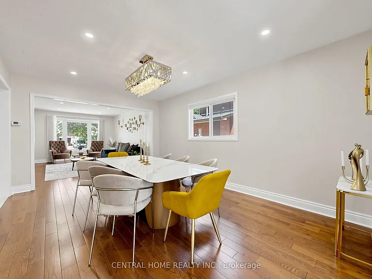 48 Ballard Cres — Photo 10
