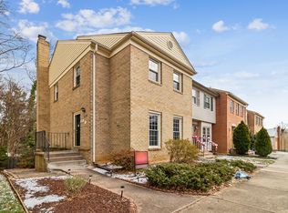 9875 High Water Ct, Burke, VA 22015