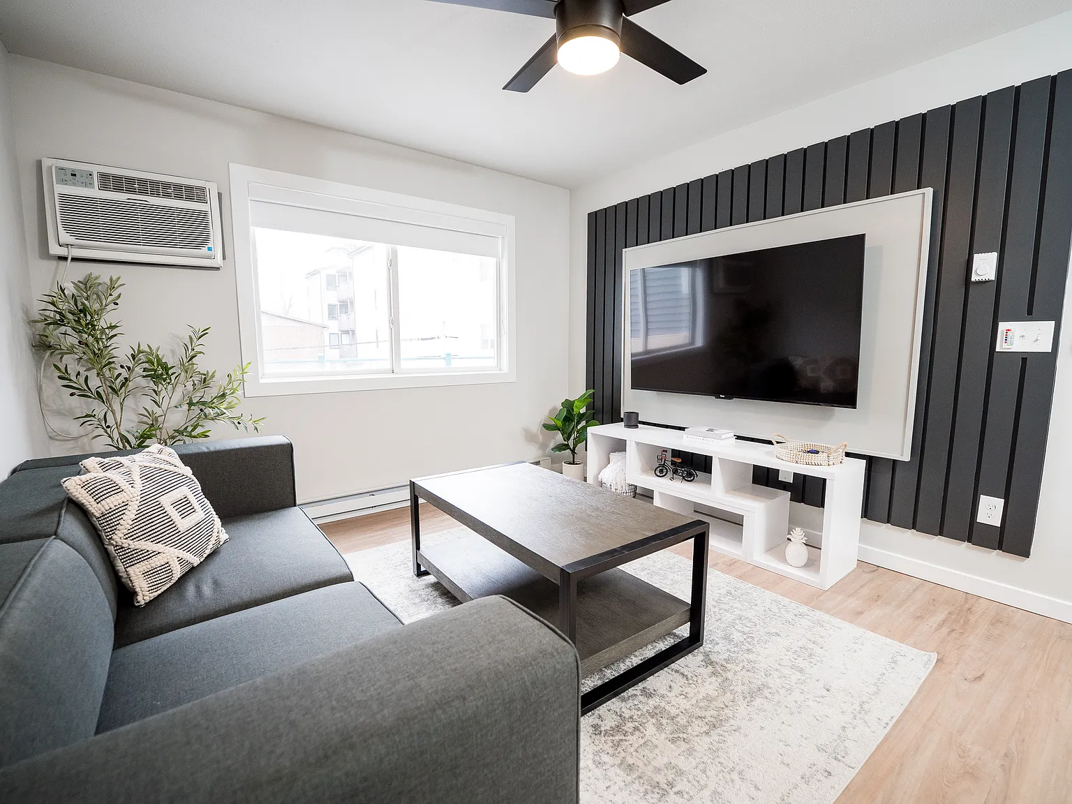 1 bed, 578 sqft, $1,190 — Photo 1