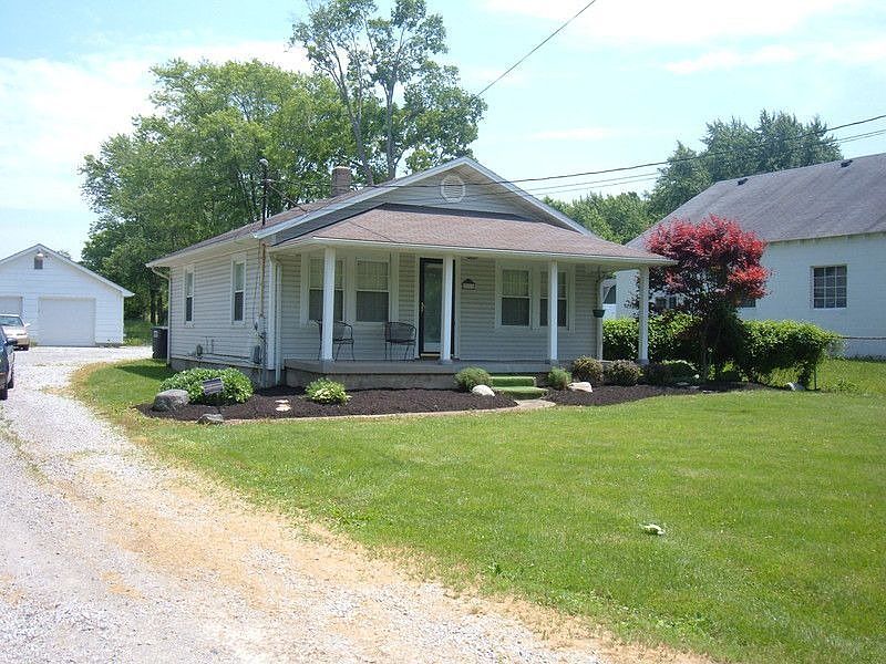 2nd image of 5812 Princeton Glendale Rd
