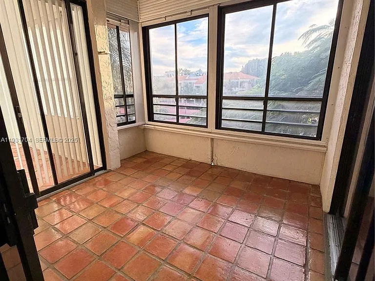 7460 La Paz Blvd #310 — Photo 26