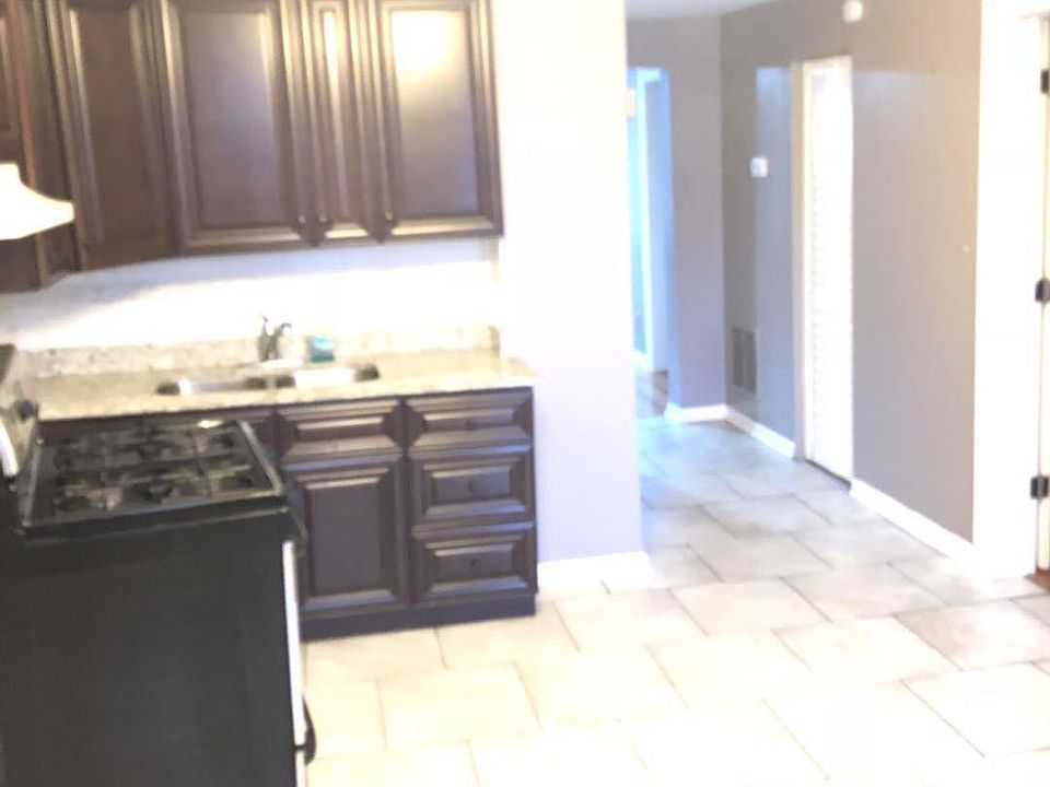1st image of 4347 S Fairfield Ave #2