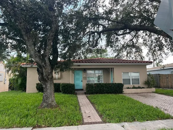 218 SE 3rd Ter, Dania, FL 33004