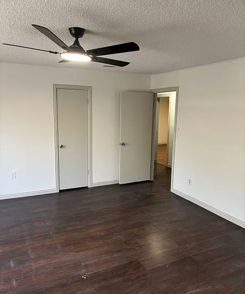1709 E Bankhead Dr — Photo 3